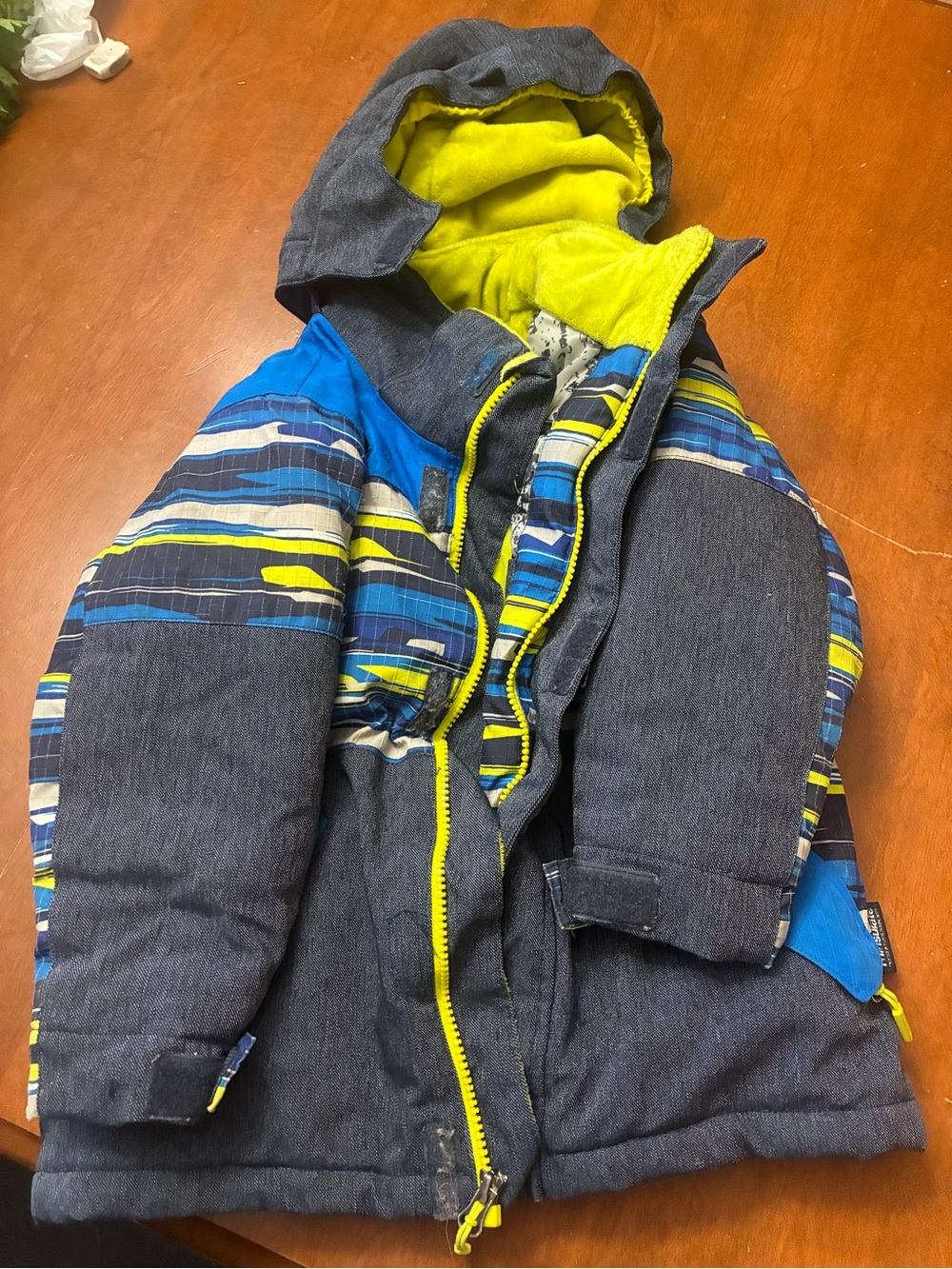 Children's Hooded Puffer Jacket in Navy, Blue & Yellow